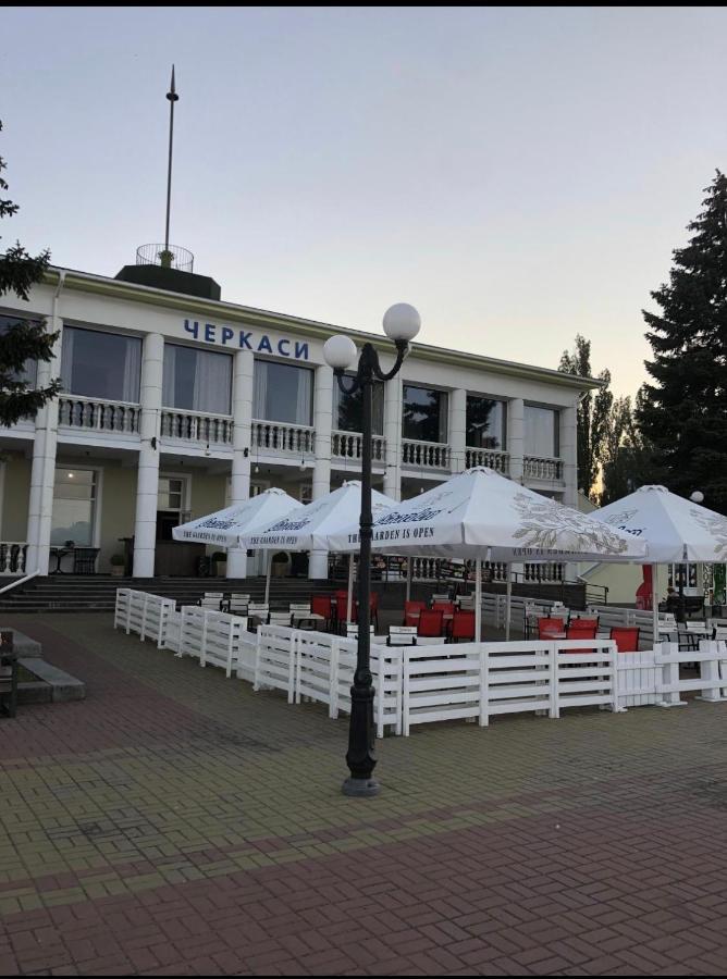 Apartments On Priportovaya,35 Черкассы Экстерьер фото